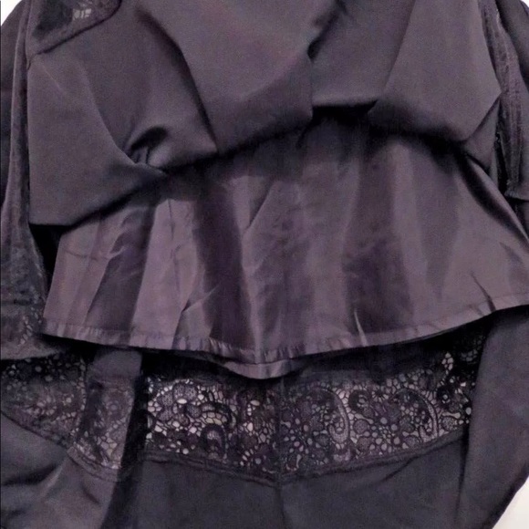 EXPRESS Pleated A-Line Circle Skirt Crochet Lace - Picture 3 of 6